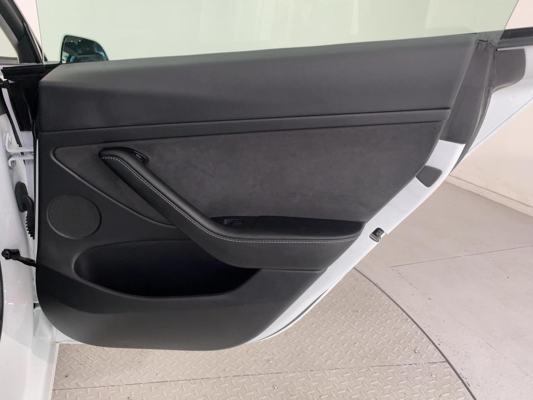 Photo '19' of Tesla Model 3