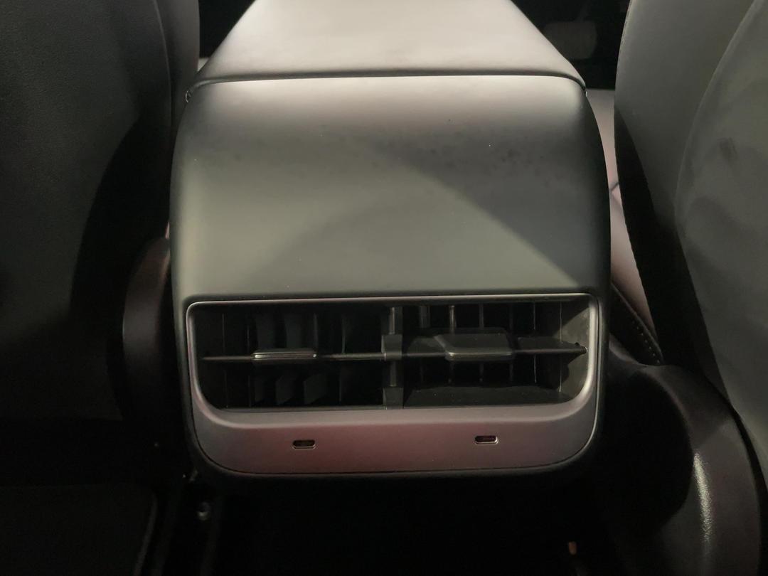 Photo '23' of Tesla Model 3