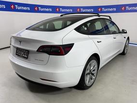 Photo '7' of Tesla Model 3