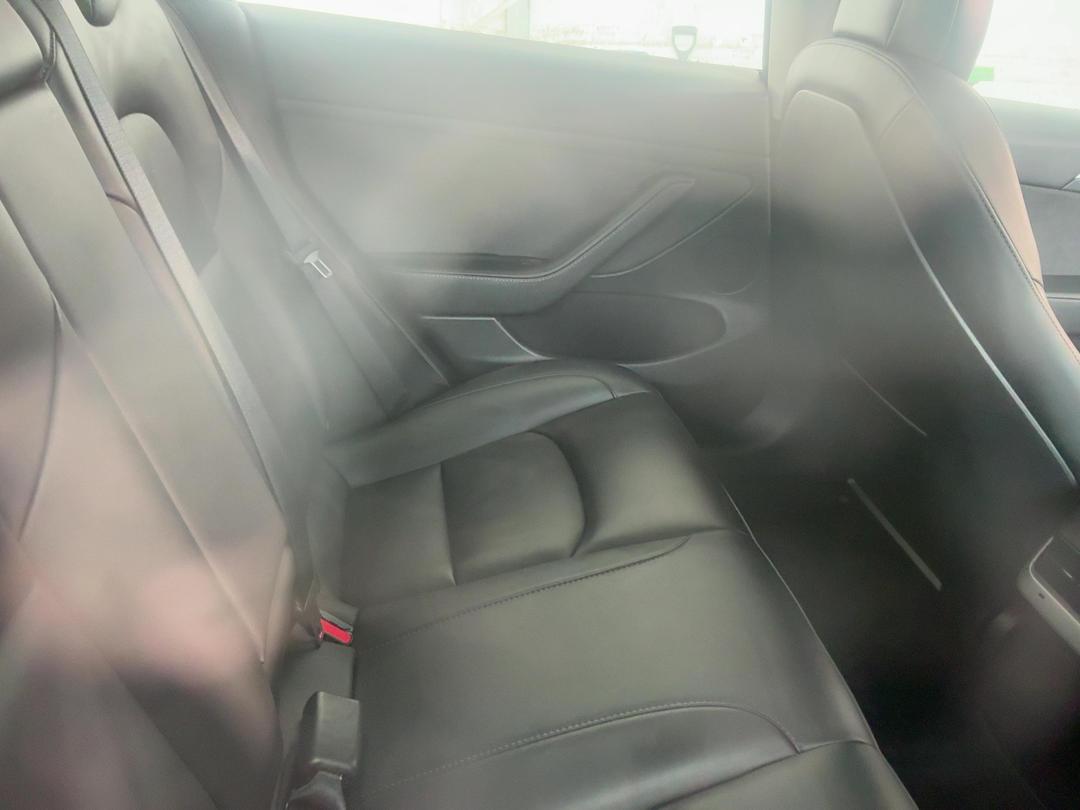 Photo '8' of Tesla Model 3 Rear Wheel Drive Photo '8' of Tesla Model 3 Rear Wheel Drive
