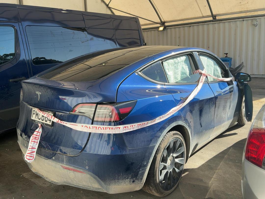 Photo '6' of Tesla Model Y Rear Wheel Drive Photo '6' of Tesla Model Y Rear Wheel Drive