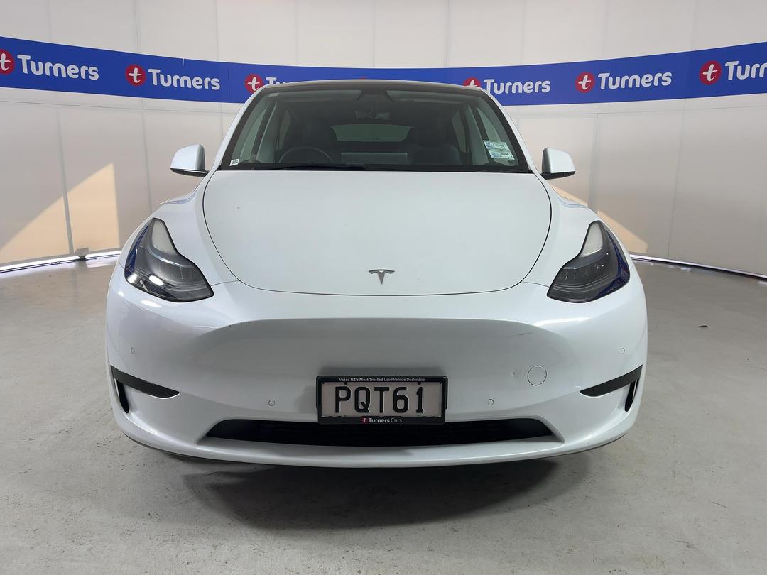 Photo '2' of Tesla Model Y
