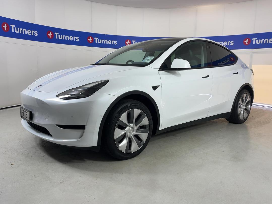 Photo '4' of Tesla Model Y