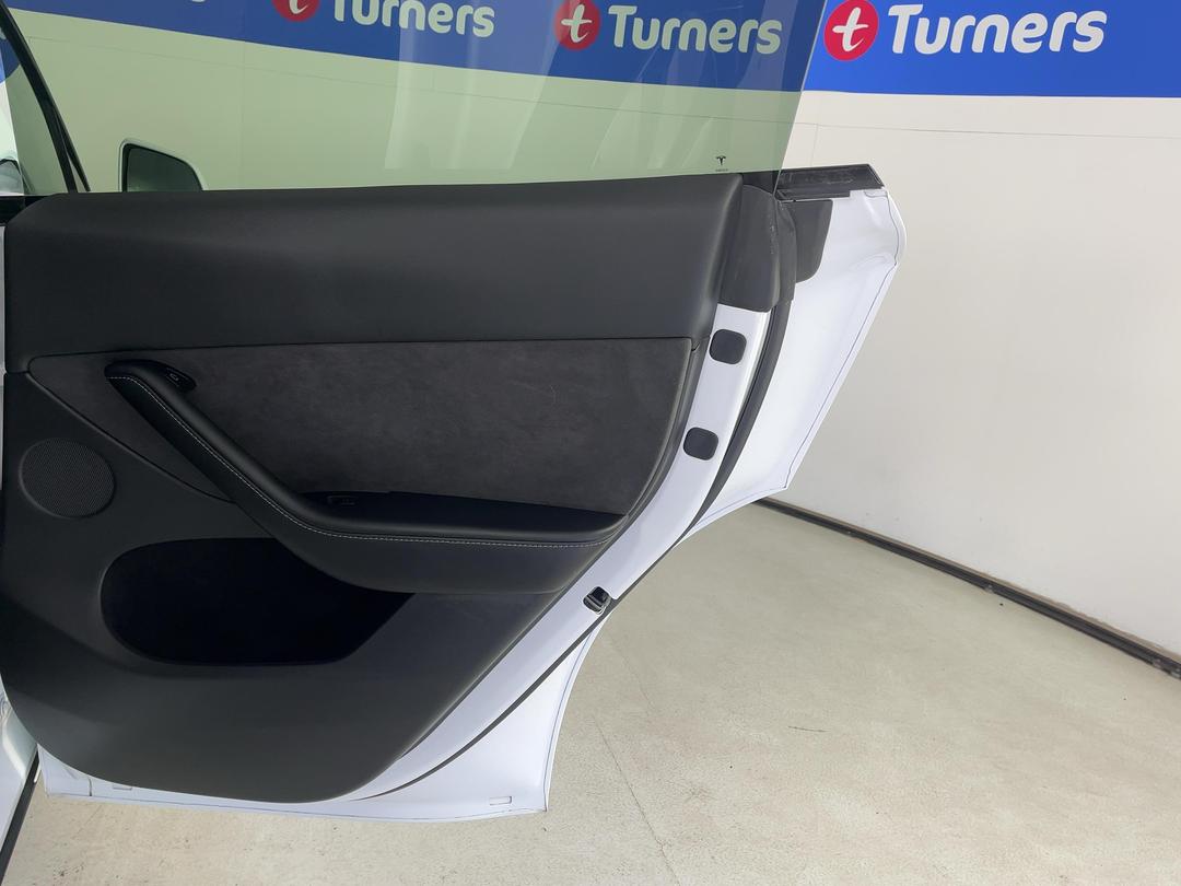 Photo '19' of Tesla Model Y