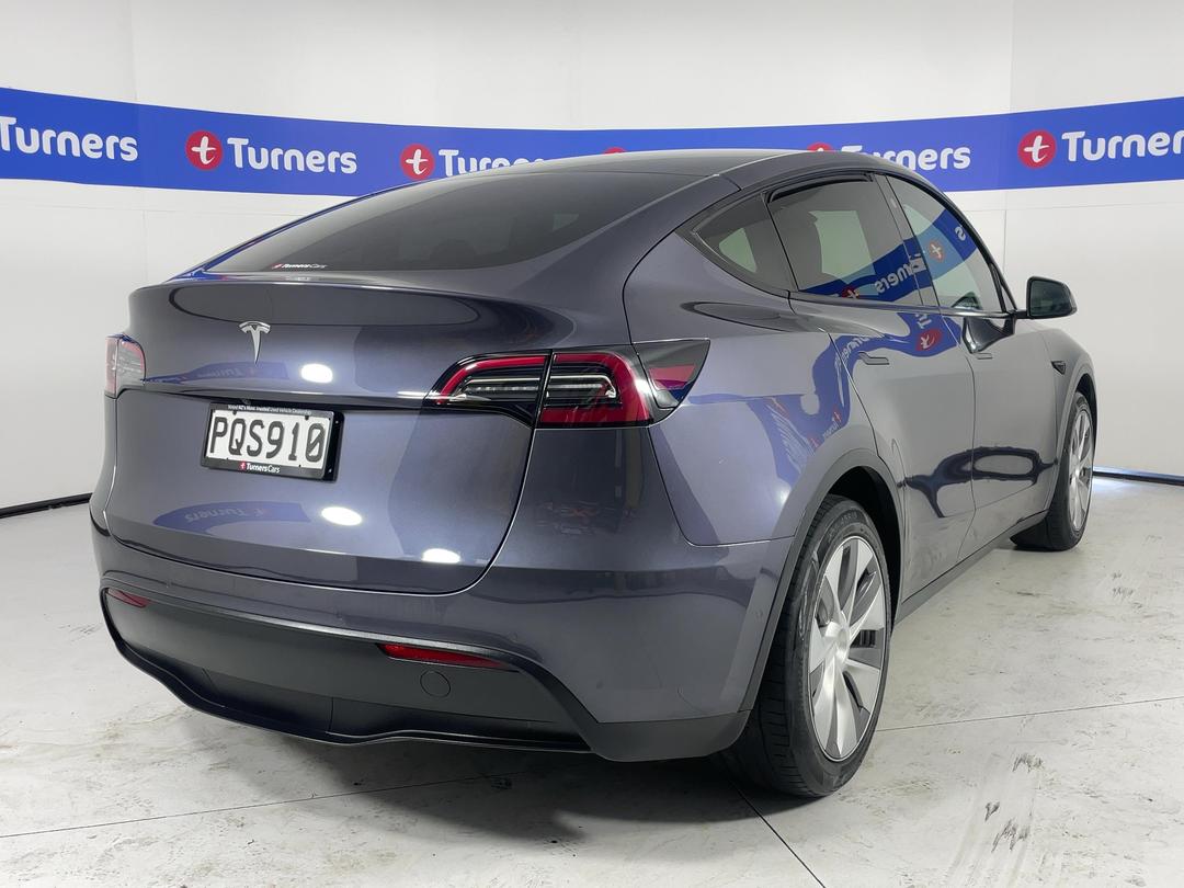 Photo '7' of Tesla Model Y