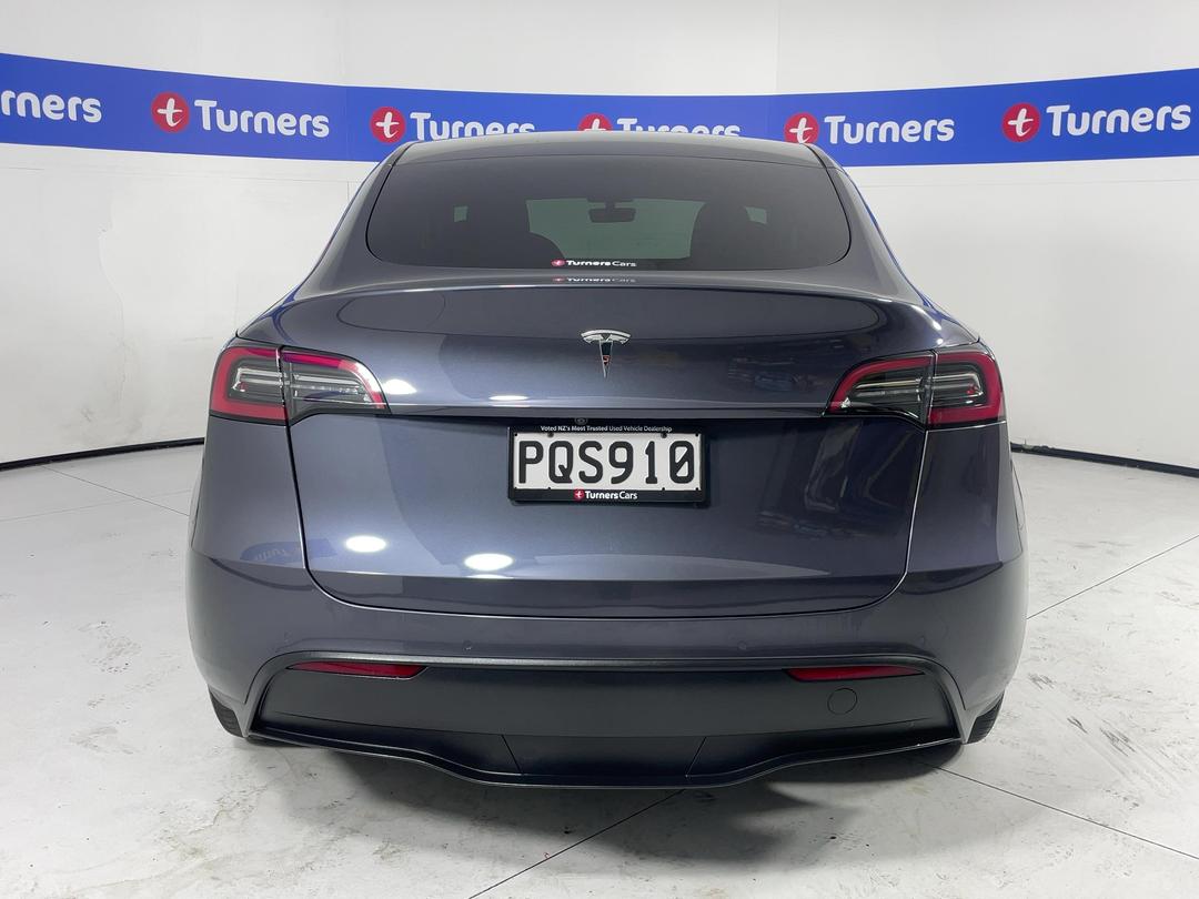 Photo '6' of Tesla Model Y