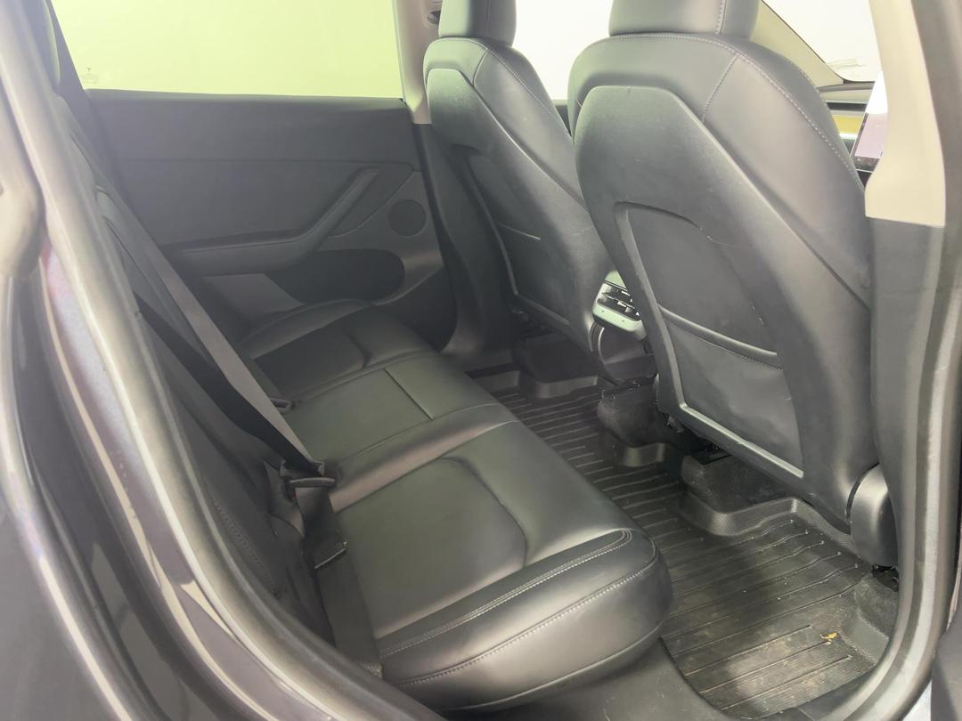 Photo '20' of Tesla Model Y