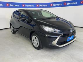 Photo '1' of Toyota Aqua