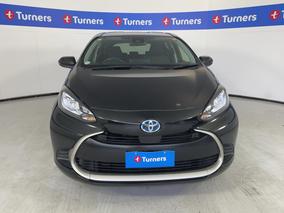 Photo '2' of Toyota Aqua