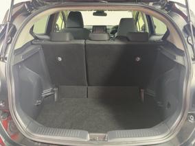 Photo '14' of Toyota Aqua