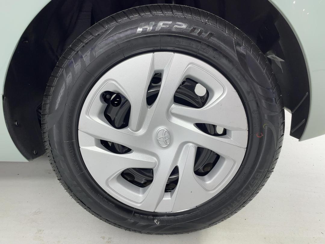 Photo '11' of Toyota Aqua