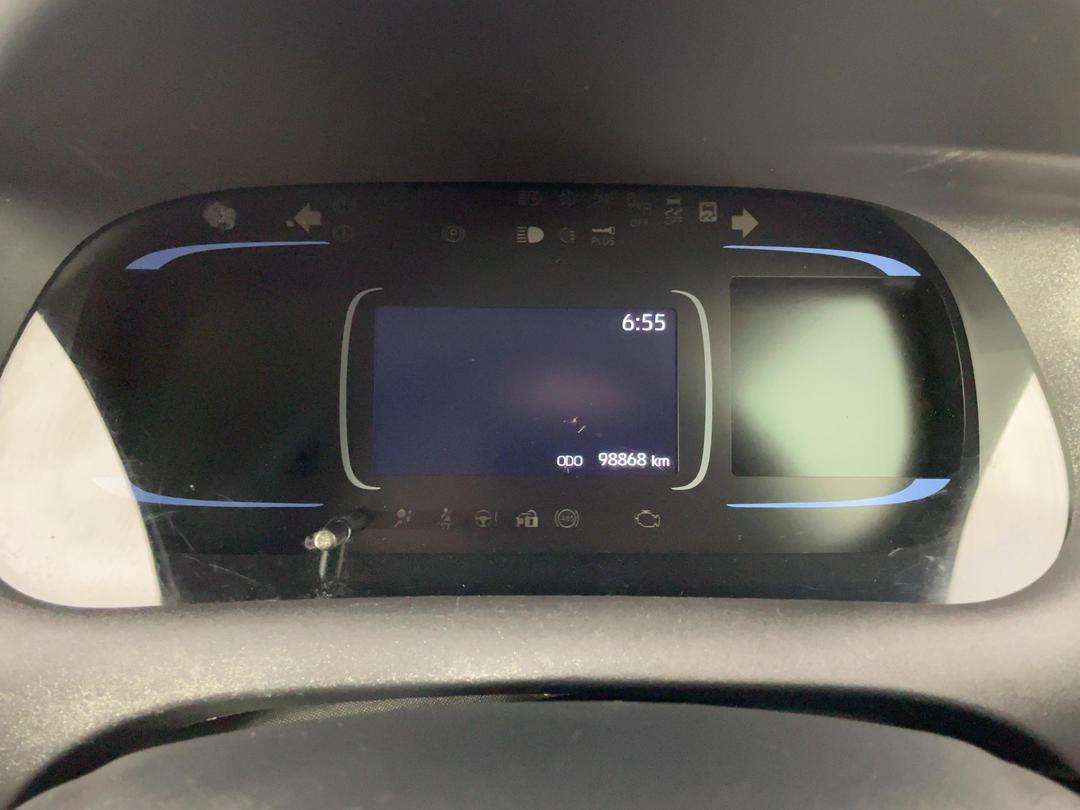 Photo '21' of Toyota Aqua