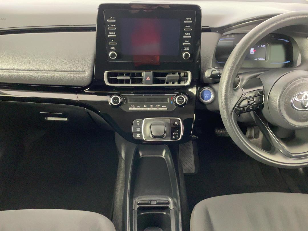 Photo '18' of Toyota Aqua