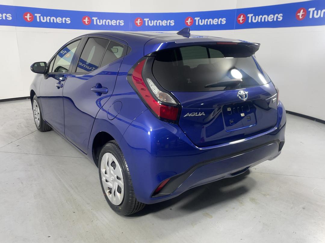 Photo '5' of Toyota Aqua