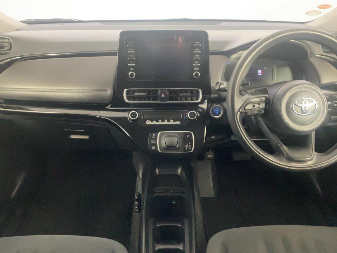 Photo '18' of Toyota Aqua