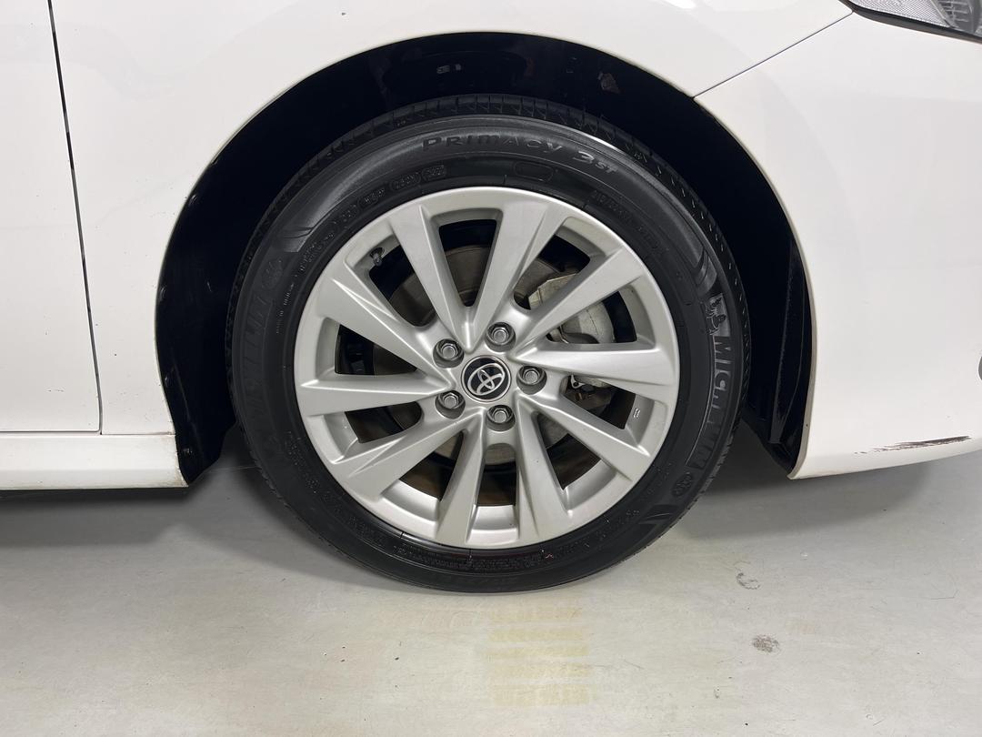 Photo '9' of Toyota Camry