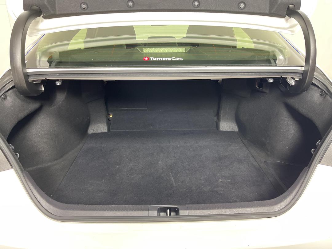 Photo '14' of Toyota Camry