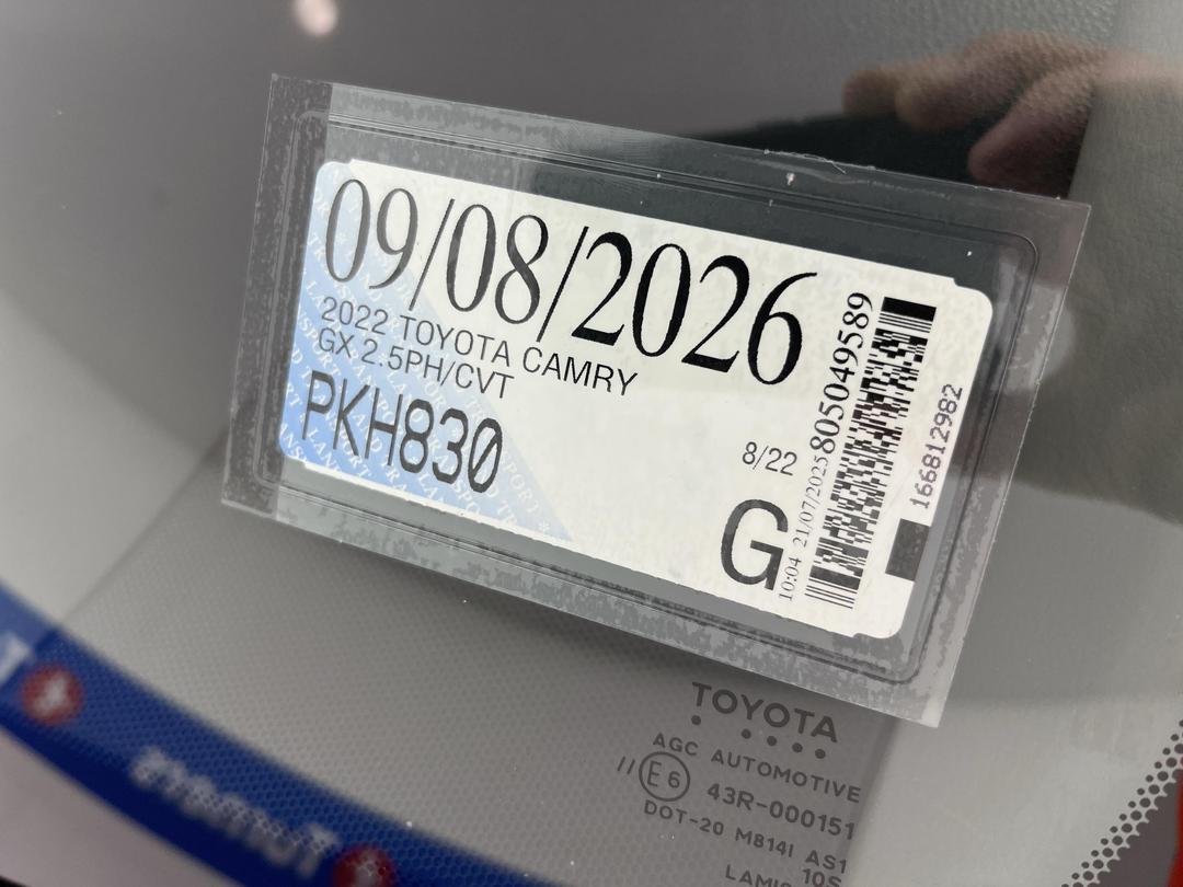 Photo '24' of Toyota Camry