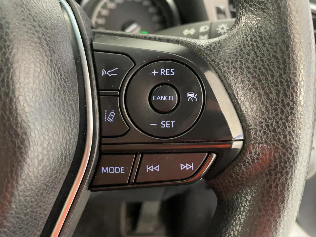 Photo '26' of Toyota Camry