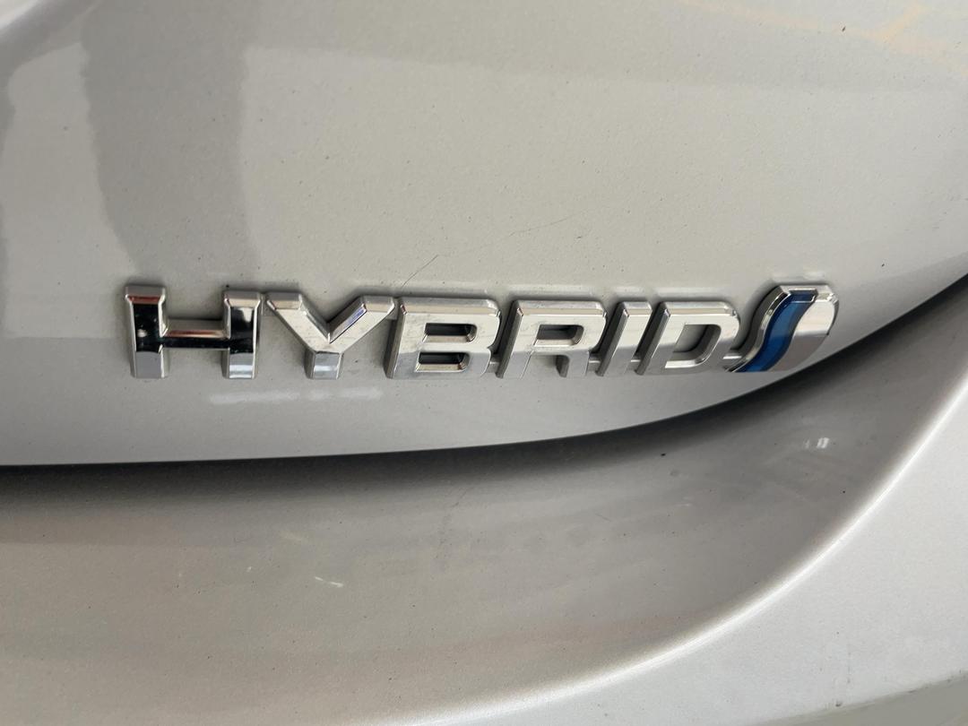 Photo '37' of Toyota Camry