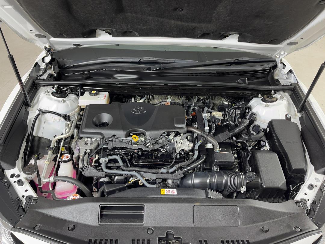 Photo '13' of Toyota Camry