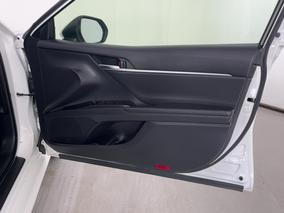 Photo '15' of Toyota Camry