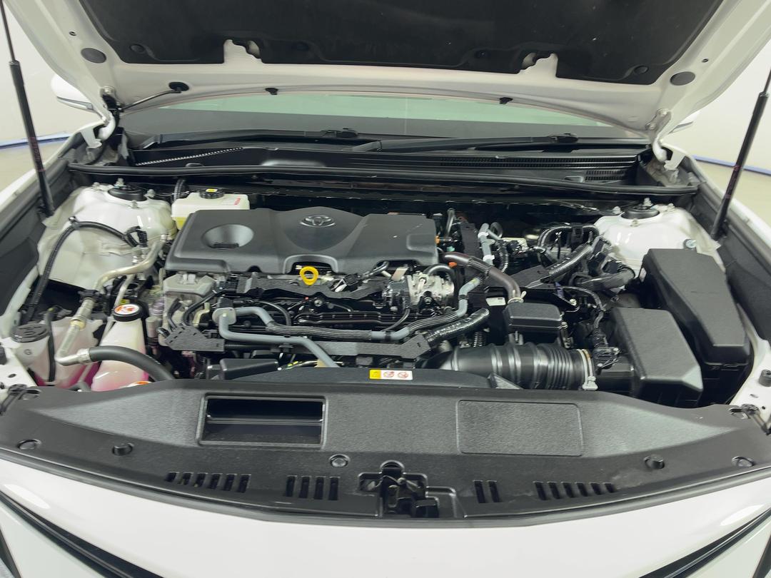 Photo '13' of Toyota Camry