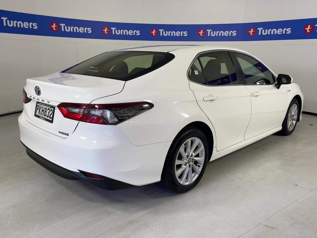 Photo '7' of Toyota Camry