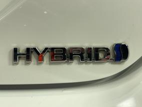 Photo '28' of Toyota Camry