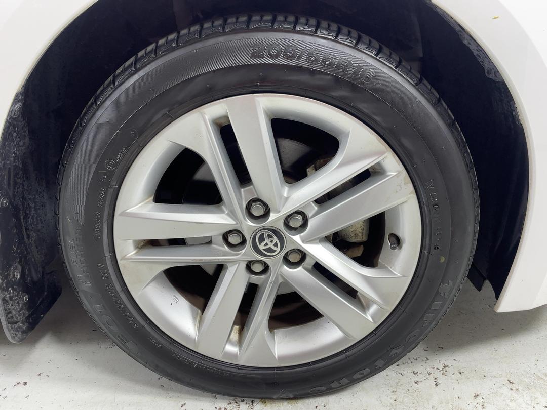 Photo '9' of Toyota Corolla