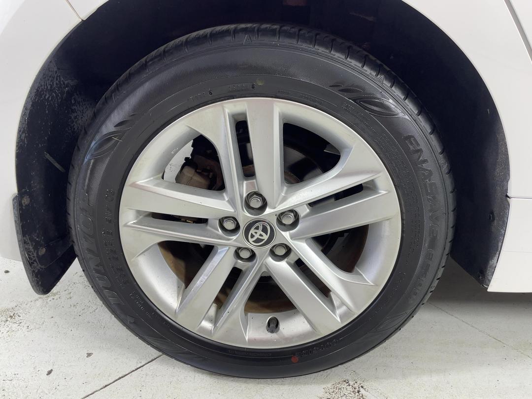Photo '12' of Toyota Corolla
