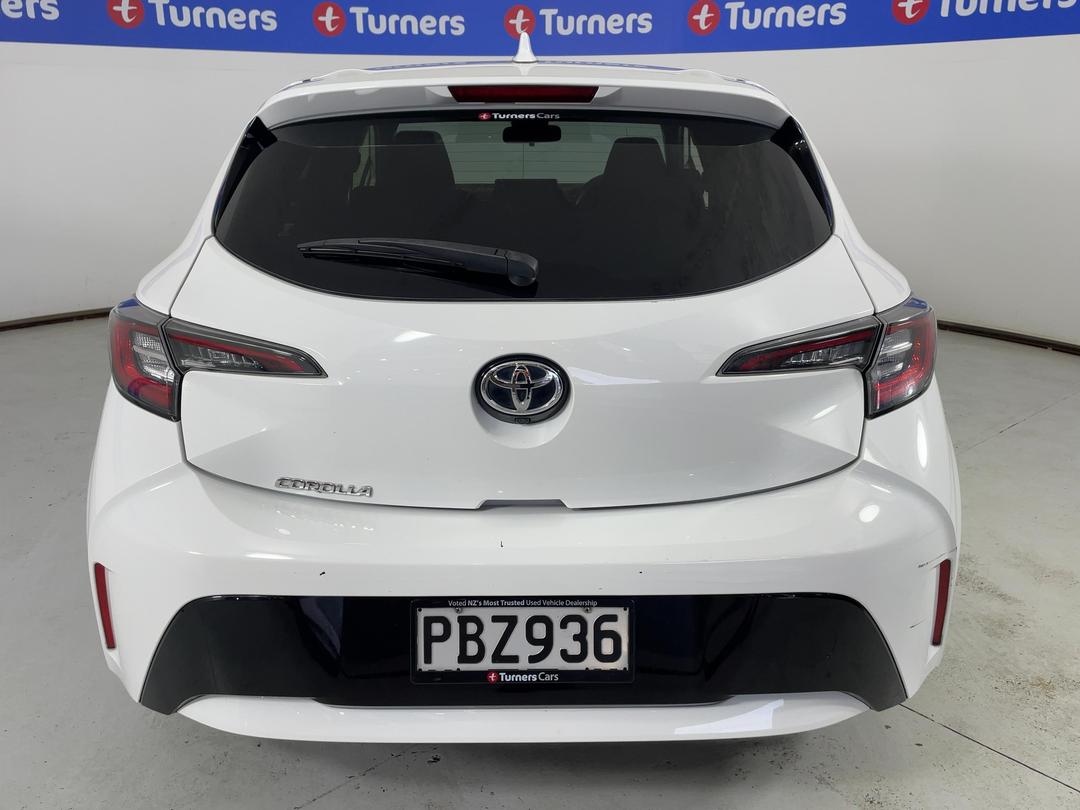 Photo '6' of Toyota Corolla