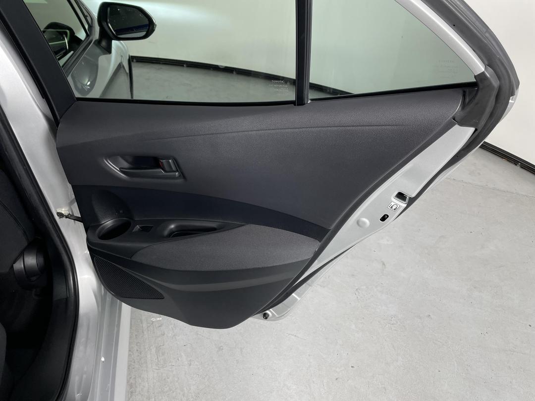 Photo '19' of Toyota Corolla