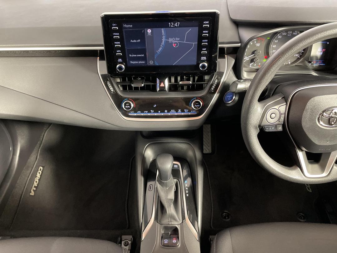 Photo '18' of Toyota Corolla