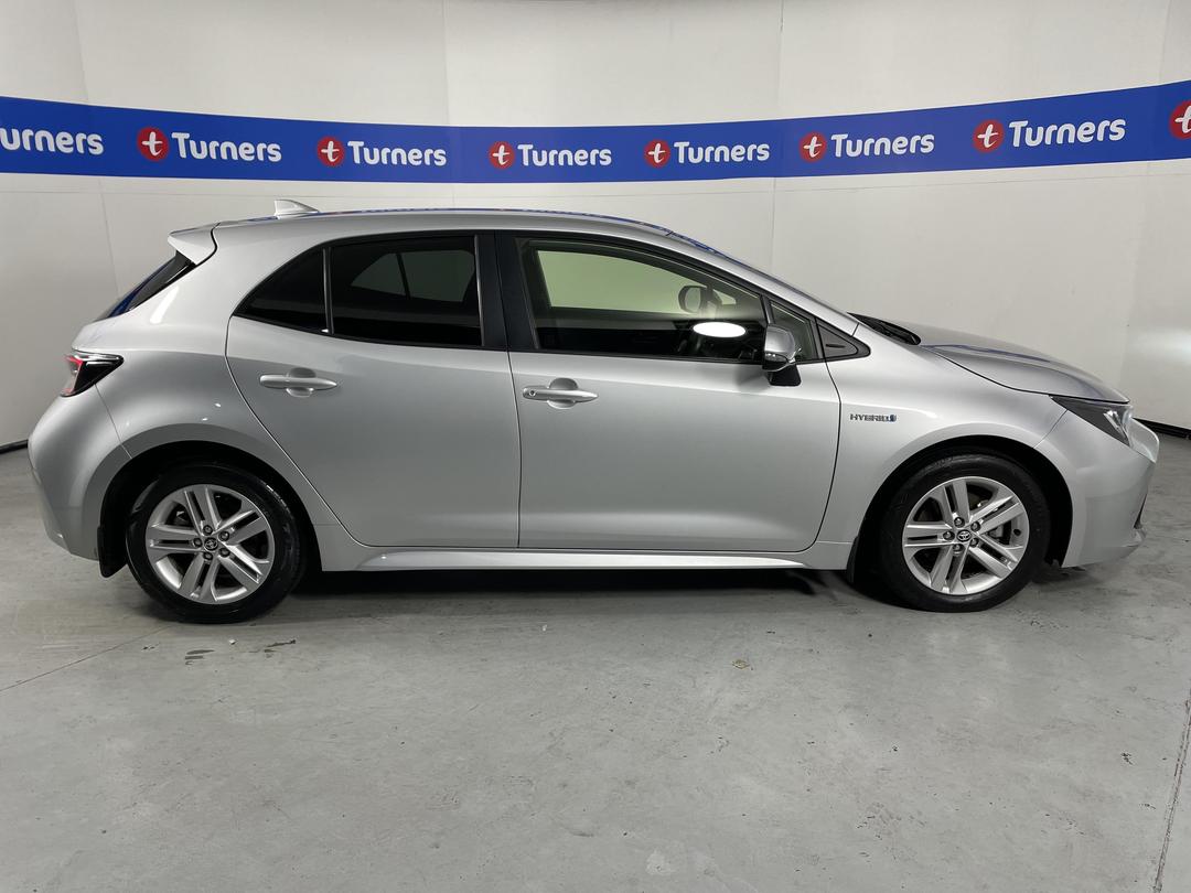 Photo '23' of Toyota Corolla