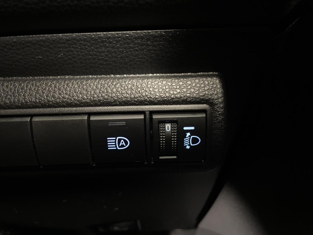 Photo '30' of Toyota Corolla