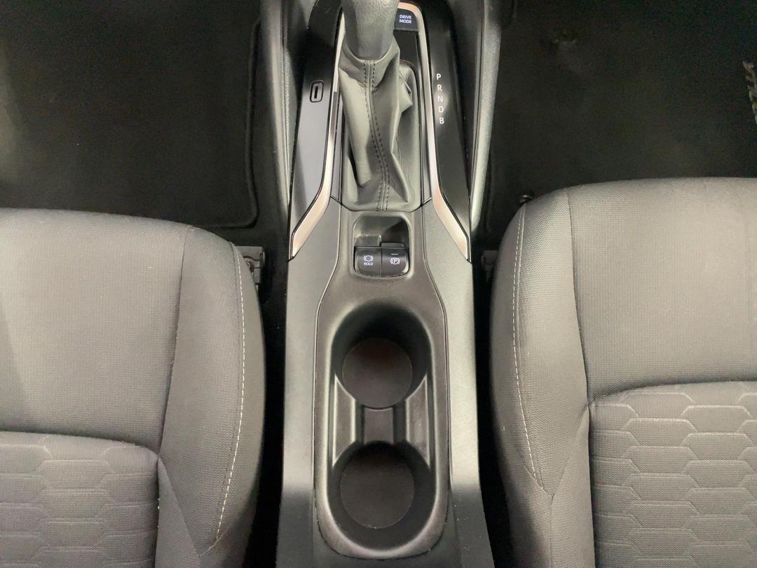 Photo '18' of Toyota Corolla