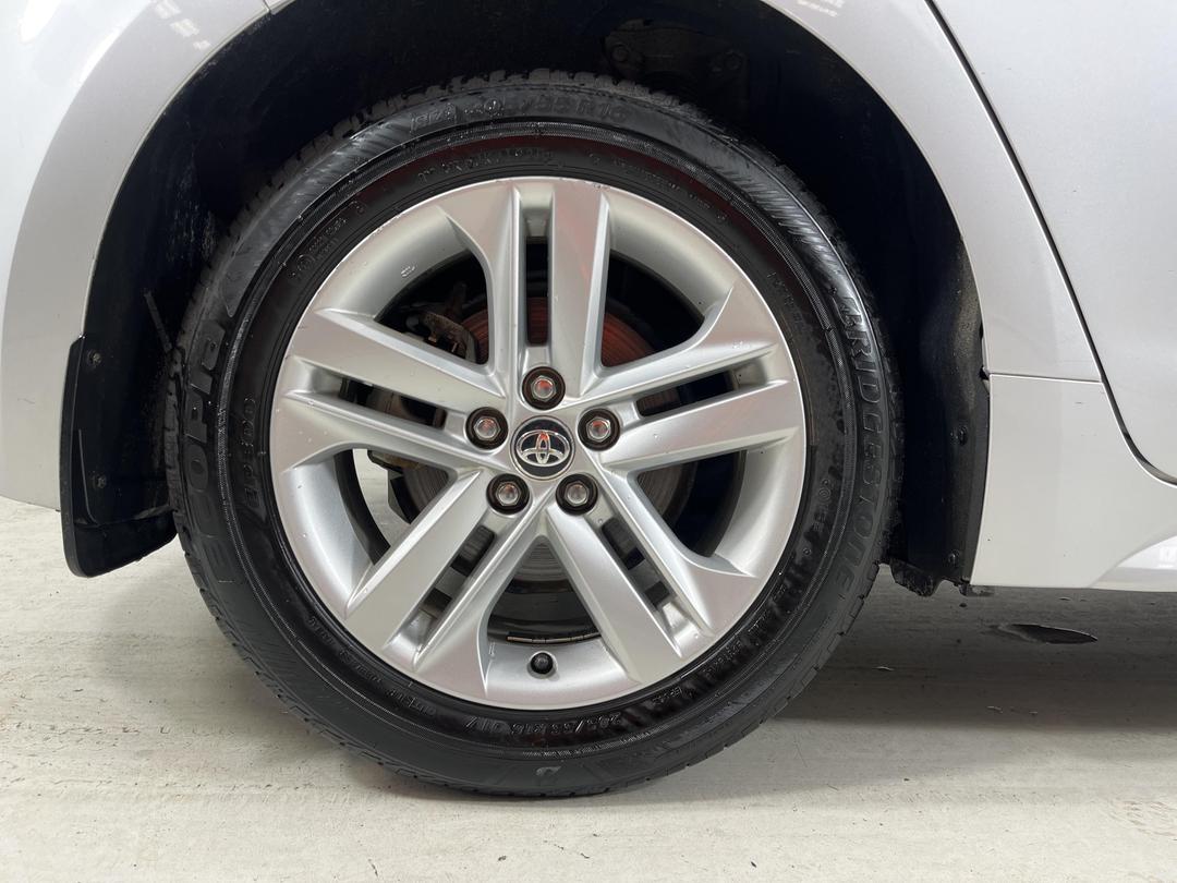 Photo '12' of Toyota Corolla