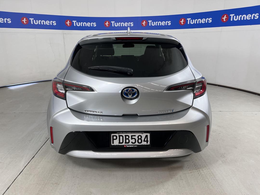 Photo '6' of Toyota Corolla