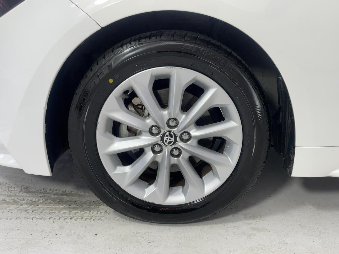 Photo '10' of Toyota Corolla