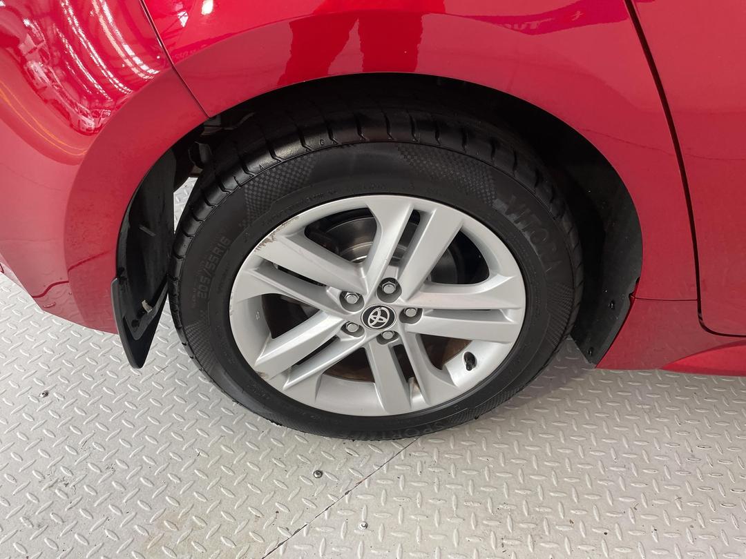 Photo '12' of Toyota Corolla