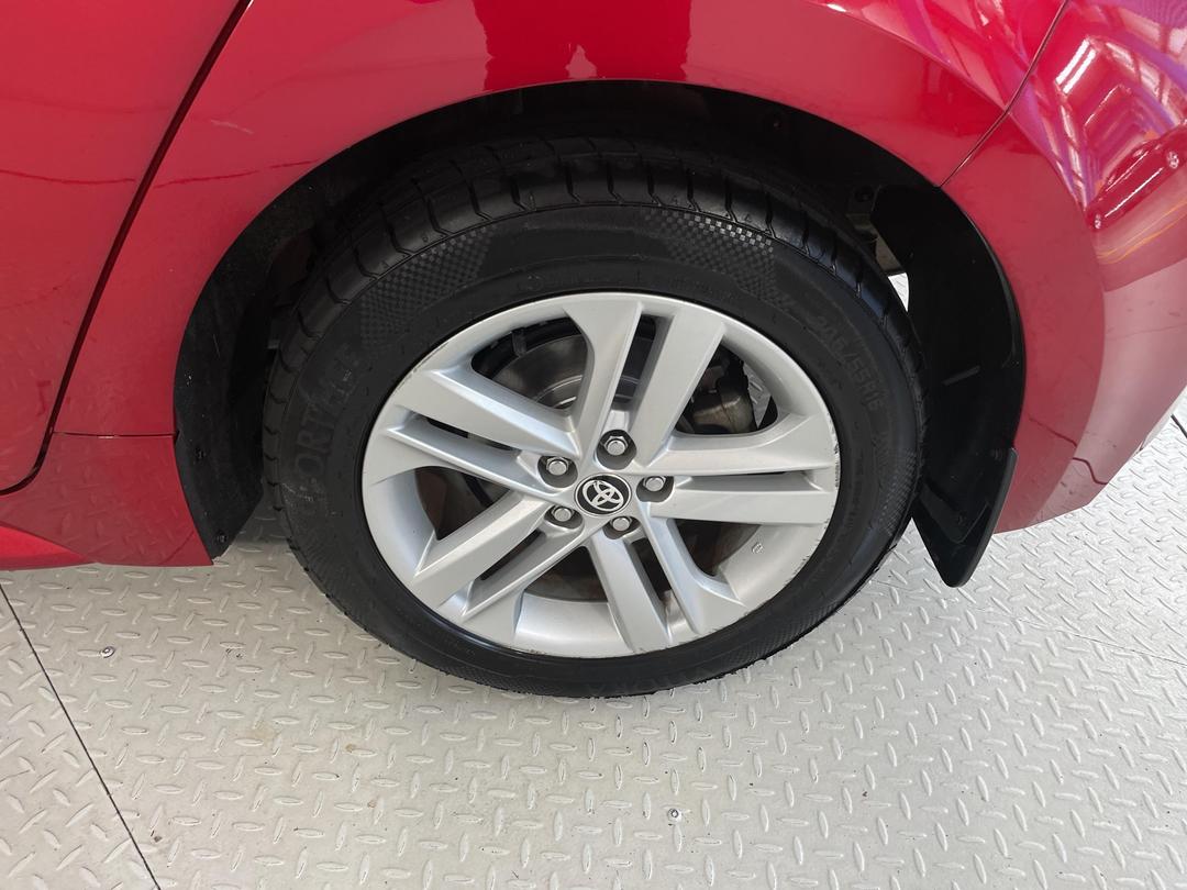 Photo '11' of Toyota Corolla