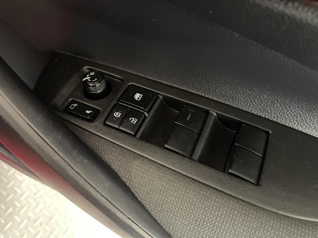 Photo '24' of Toyota Corolla