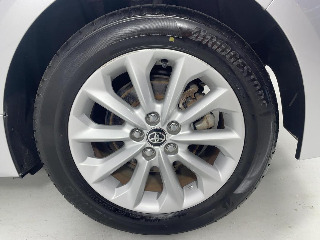 Photo '11' of Toyota Corolla