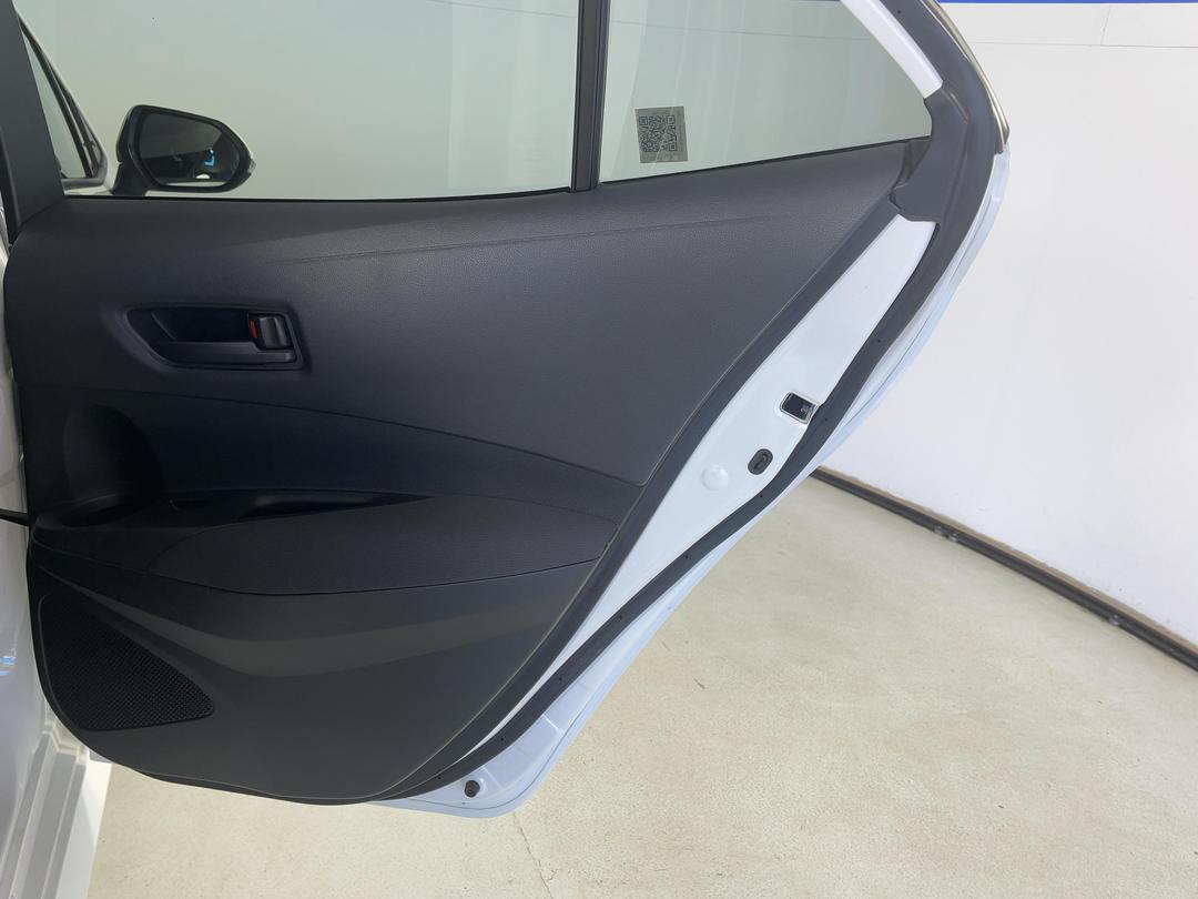 Photo '19' of Toyota Corolla