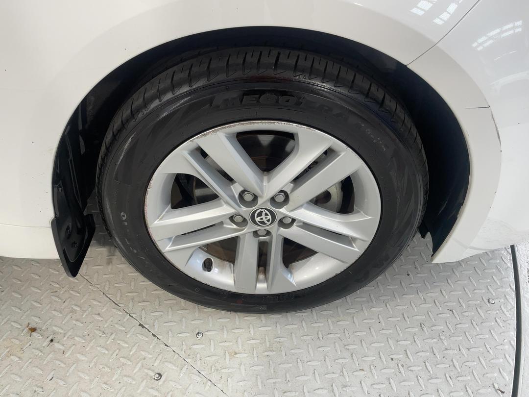 Photo '9' of Toyota Corolla