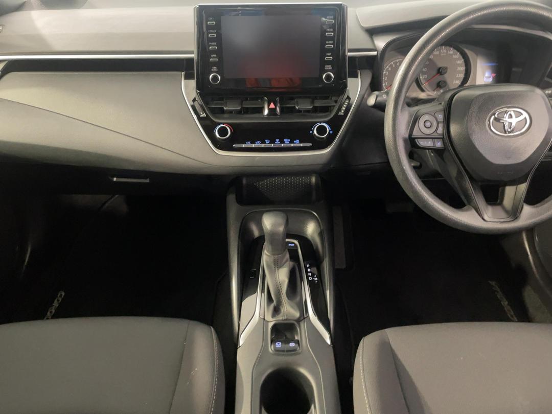 Photo '18' of Toyota Corolla