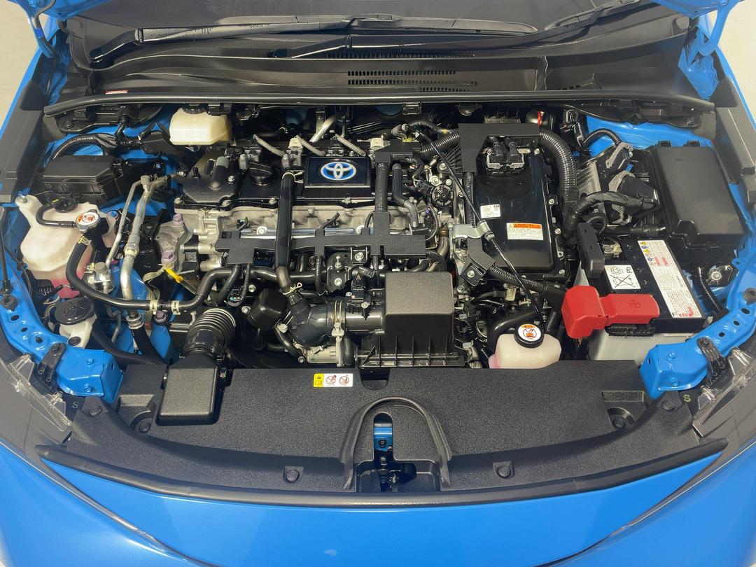 Photo '13' of Toyota Corolla