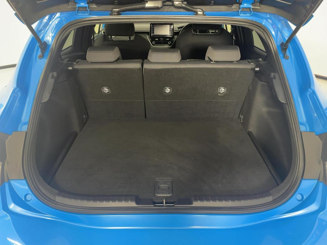 Photo '14' of Toyota Corolla