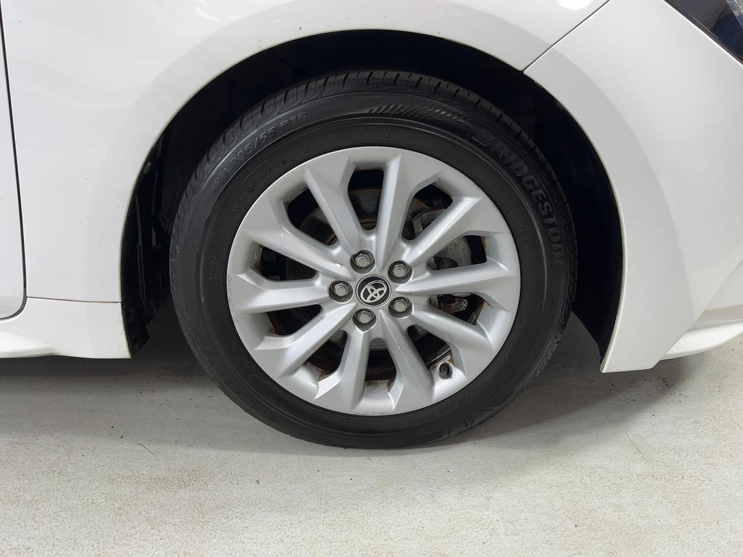 Photo '9' of Toyota Corolla